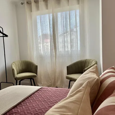 Nuevo Piso En Couto דירה אורנסה