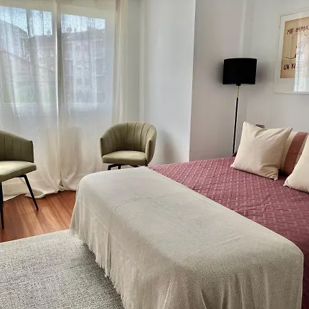 Nuevo Piso En Couto דירה אורנסה